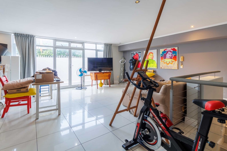 To Let 2 Bedroom Property for Rent in Hout Bay Beachfront Western Cape